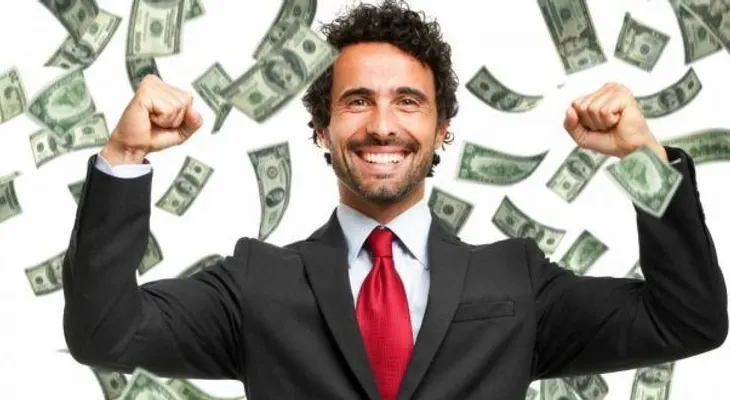 Deja de hacer estas 4 cosas y tendrás dinero suficiente para resolverte la vida..