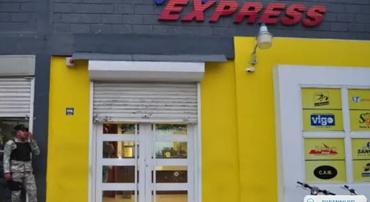 Raptan gerente y roban 4 millones agencia remesas