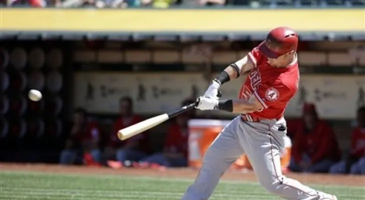 Calhoun y Aybar remolcan y Angelinos superan a Atléticos 