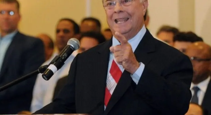 Hipólito Mejía reitera que terminó el mandato de Miguel en el PRD