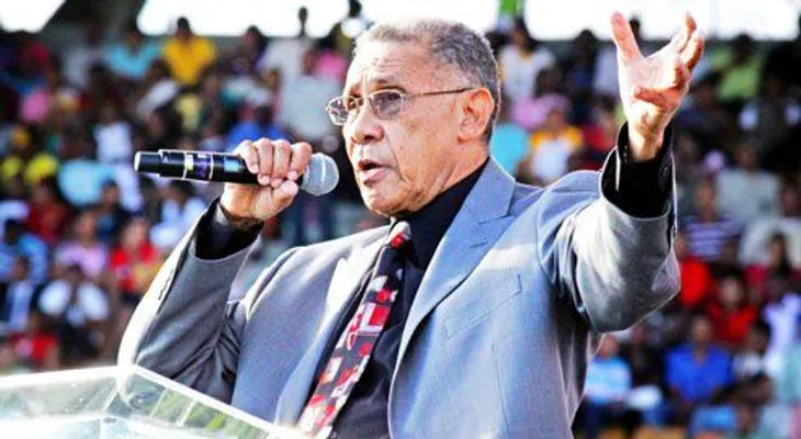 Ezequiel Molina denuncia plan "diabólico" de desbaratar la nacionalidad dominicana 