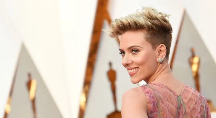 Ivanka Trump llega a SNL con Scarlett Johansson