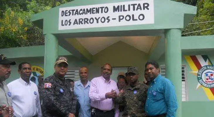 Alcaldía de Polo entrega destacamento al E.N.