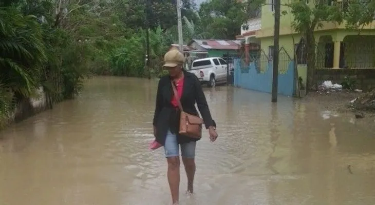 Crecida de río en Sánchez Ramírez deja tres comunidades incomunicadas