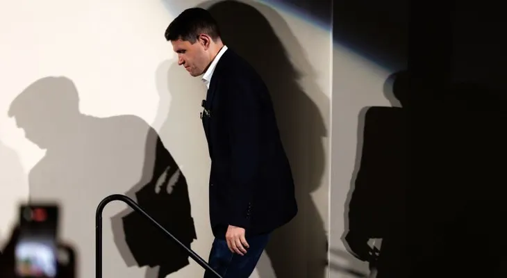 Talarico retoma campaña en Texas y aclara que su ausencia se debió a una gripe