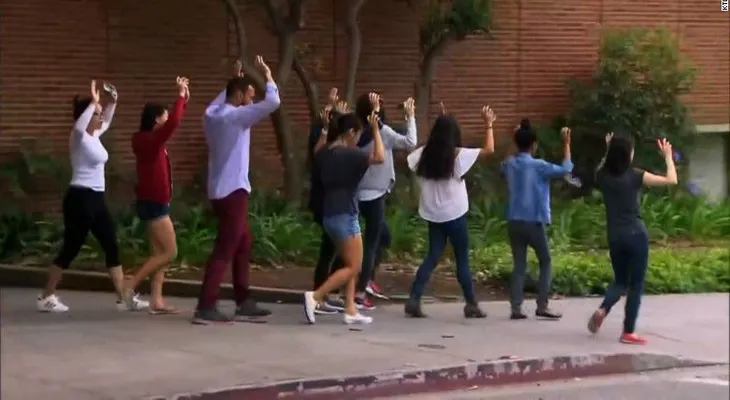 Atacante de Universidad de California tenía una lista de personas para matar