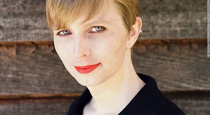 Chelsea Manning publica su primera foto tras salir de prisión