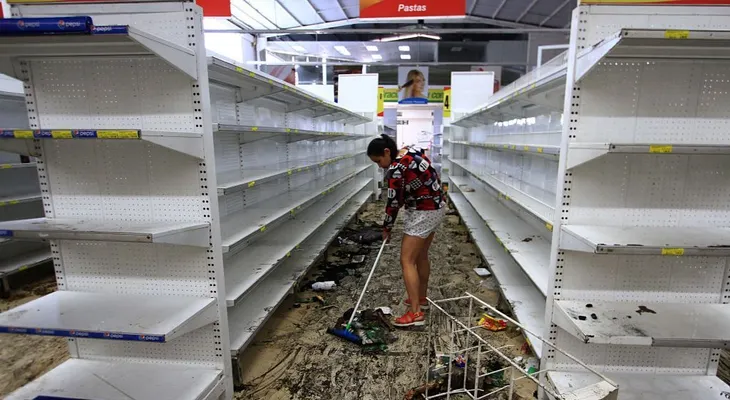 Maduro envía tropas a la frontera con Colombia como parte del "Plan Zamora"