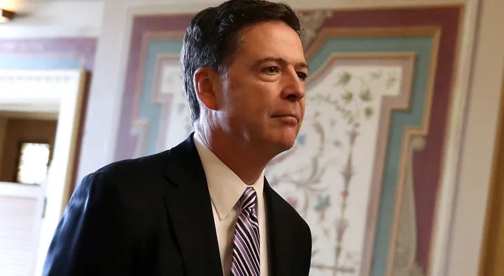 Donald Trump despidió al director del FBI, James Comey