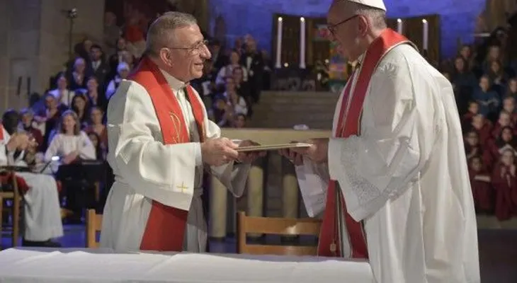 El papa y luteranos firman declaración para favorecer acogida de inmigrantes