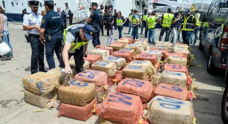 España intercepta embarcación de bandera venezolana con más de 2 toneladas de cocaína