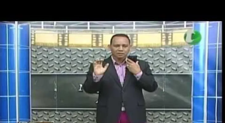 Compañero de la Sexy Atracadora: Ella solo tienes relaciones por sus cuartos (VIDEO)