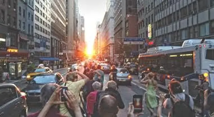 Dominicanos en NY observarán alineación del Sol en las calles de Manhattan