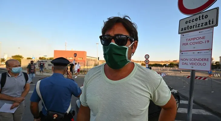 Italia registra 1,462 nuevos casos y plantean evacuar positivos de Cerdeña