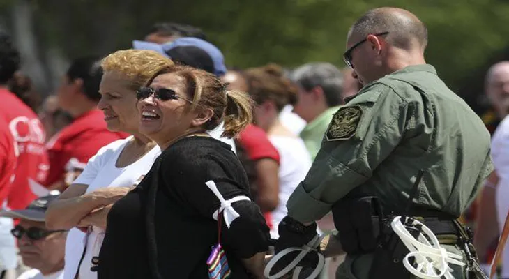 112 arrestados ante Casa Blanca por deportaciones 