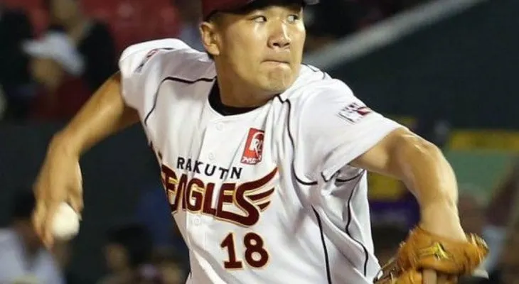 Tanaka pacta con los Yankees por 7 años y $155 millones