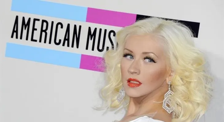  Christina Aguilera homenajeará a Whitney Houston en los American Music Awards 