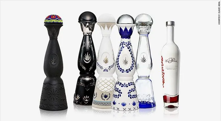 El mexicano que conquista a EE.UU. con tequila de 30.000 dólares