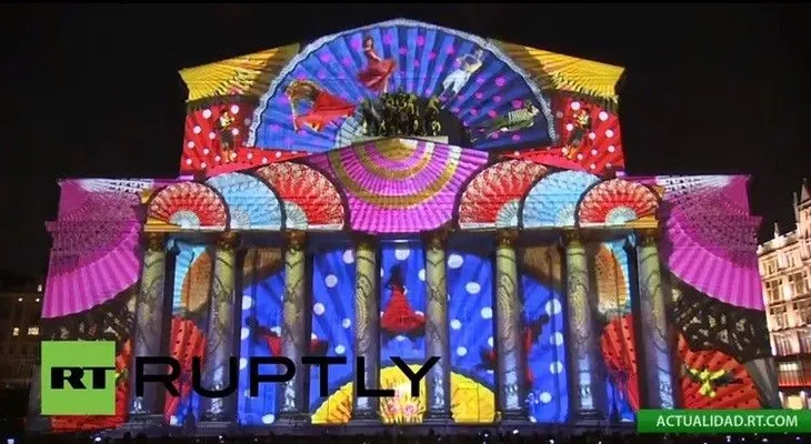El festival de Moscú Círculo de Luz deslumbra con sus juegos de iluminación