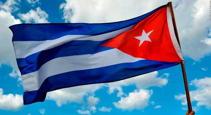 Jueza de Miami avala jurisdicción en demanda que busca regularizar a medio millón de cubanos