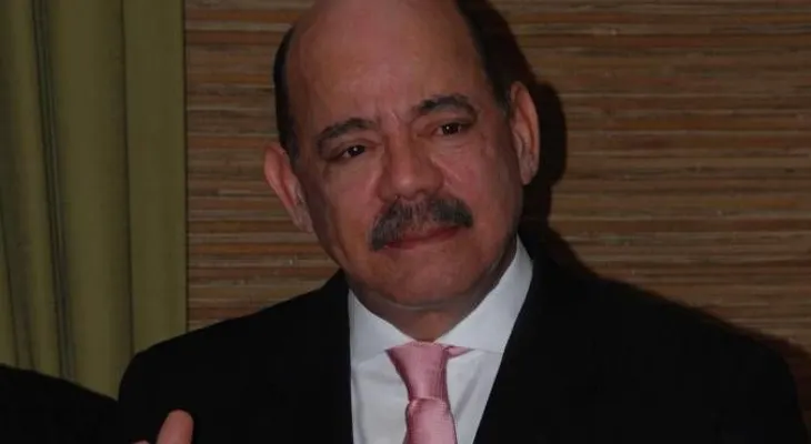 Cesar Medina revela que tiene cáncer y que está en riesgo de muerte; pide cadena de oración