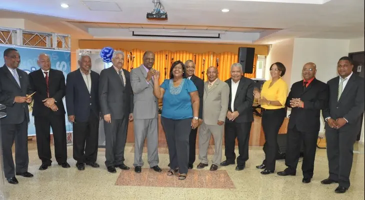 COOPNAMA entrega premios por celebración Día del Maestro 