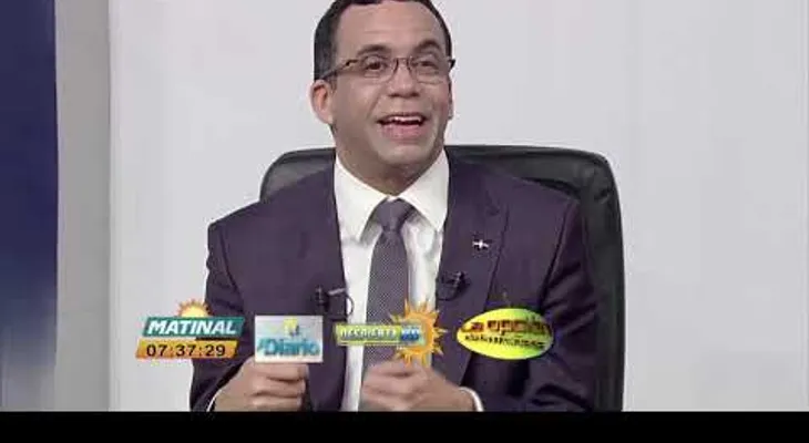 Navarro plantea necesidad de un revelo político; entrevista en el Grupo Telemicro
