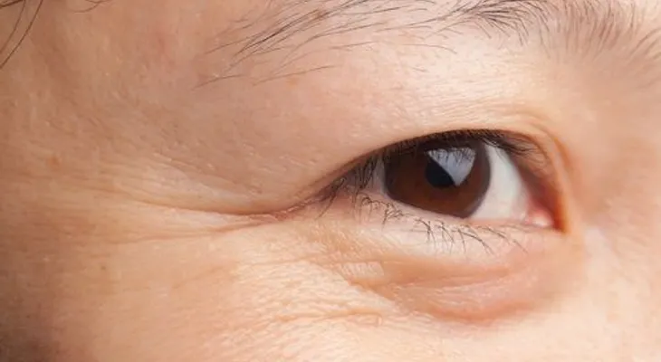 7 trucos de belleza usando vaselina