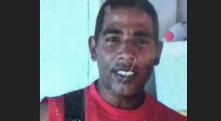 Lo confunden con un ladrón y lo queman vivo