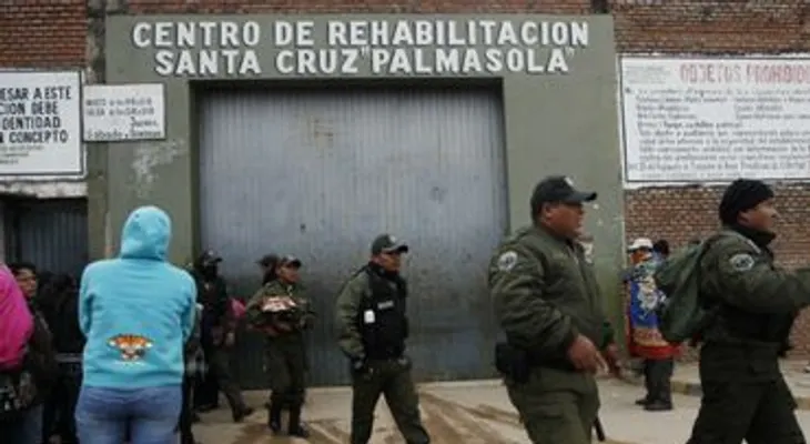 Reos muertos en matanza saturan morgue en Bolivia