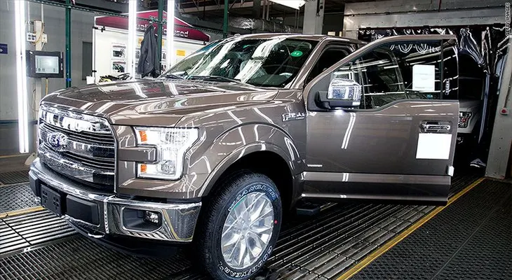 Ford suspende la producción de sus camionetas F-150