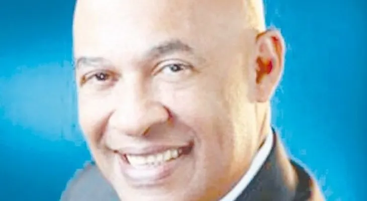 Carlos T. Martínez vuelve a la carga con "Grandes Dominicanos"