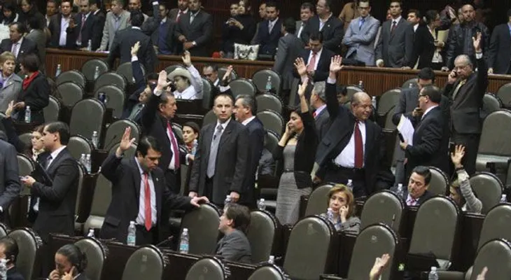 Cámara de Diputados suspende sesión por ausencia de legisladores