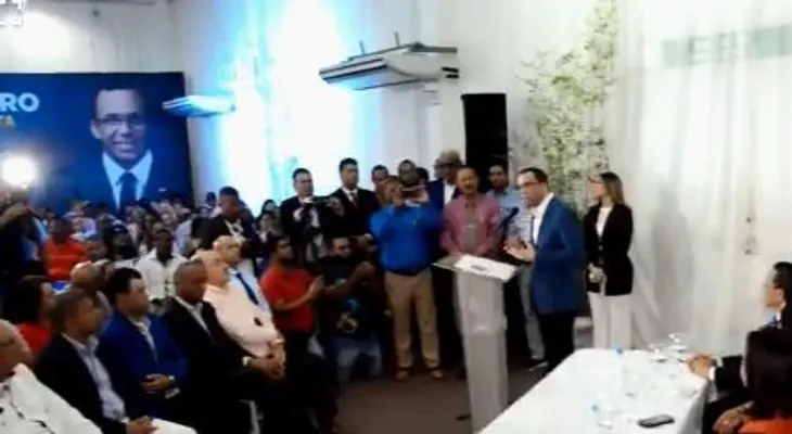 Andrés Navarro realiza consultas territoriales en La Vega, Monseñor Nouel y Sánchez Ramírez