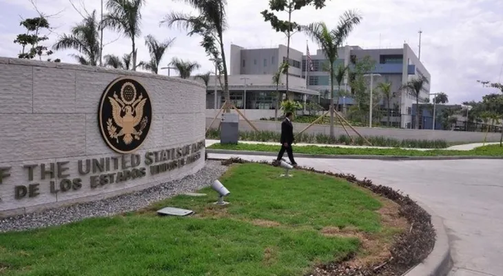 Embajada EEUU afirma no hay fecha de reinicio servicios de rutina