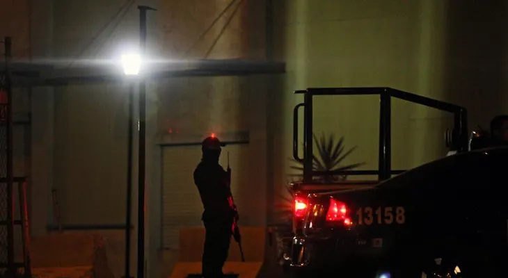 Policía mexicana detiene a 23 presuntos secuestradores de migrantes y empresarios