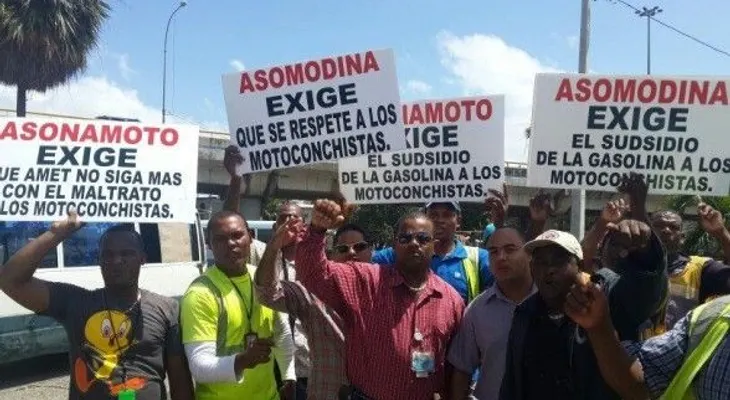 Denuncian agentes de la Amet cometen atropellos contra motoconchistas