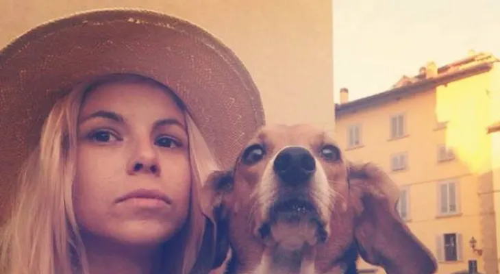 Encuentran a una artista estadounidense muerta en su apartamento en Italia