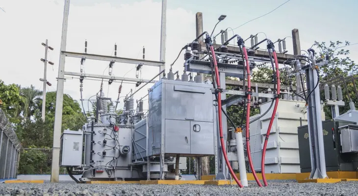 Edesur entrega nuevo transformador de alta potencia que beneficiará a 22 mil familias en Villa Altagracia