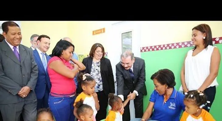 Presidente Medina inaugura estancia infantil en Higüey