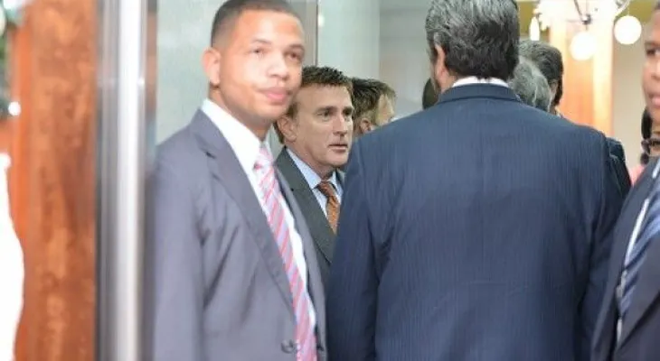 Concluye reunión entre embajador de EEUU y presidente de la Junta