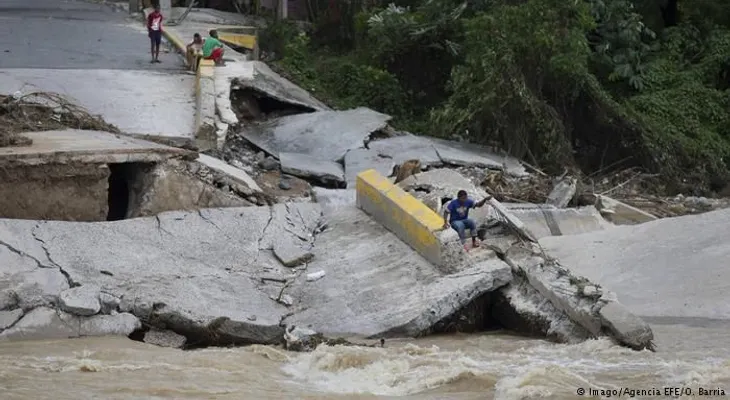 Desplazan más de 14 mil personas por huracán María; 1,228 viviendas afectadas 