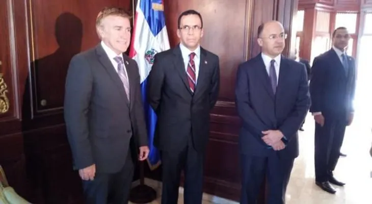 Embajador EEUU dice su gobierno tiene tolerancia cero contra la corrupción