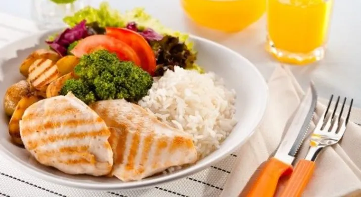 Evita abandonar la dieta con estos 6 hábitos