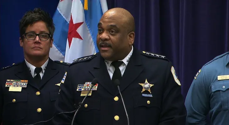 Policía de Chicago: 40 personas vieron un ataque sexual en Facebook Live y nadie denunció