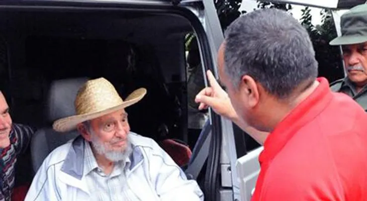 Cuba: Diosdado Cabello se reúne con Fidel y Raúl Castro