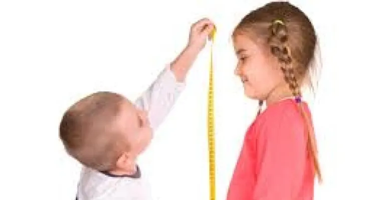 Niños con déficit de hormona de crecimiento crecen menos de 5 centímetros al año