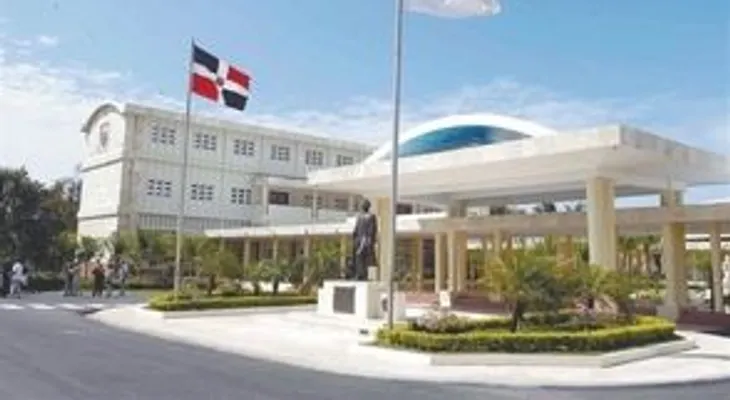 Suspenden docencia en la UASD por disturbios