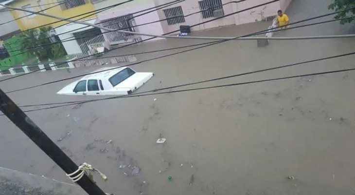 Llevan a 25 provincias en alerta por presencia de otra vaguada; disminuye cifra de desplazados