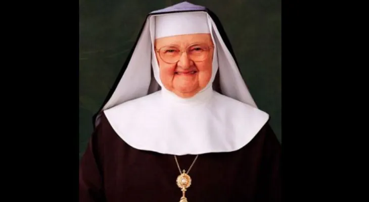 Muere la madre Angélica, fundadora del canal católico EWTN